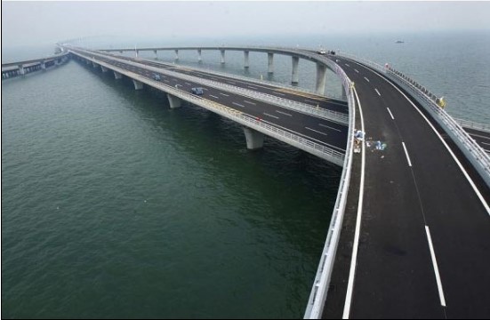 طولانی‌ترین پل دریایی جهان ساخته شد
